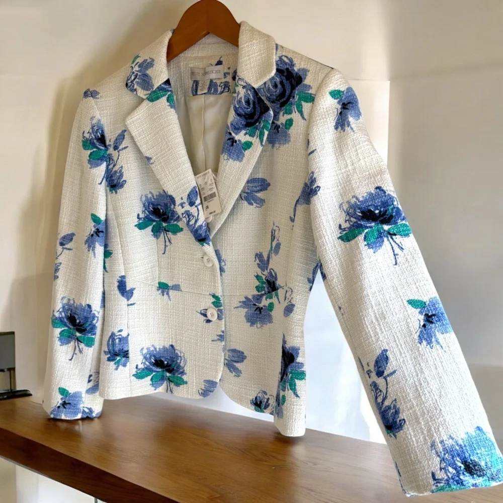 Petite Sophisticate-NWT Size 6 stunning woven cotton floral blazer. Lined. New! - Picture 3 of 16